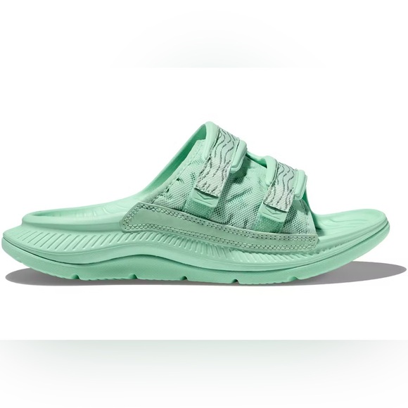 HOKA Ora Luxe Recovery Sandals in Mint Green Men’s 10 / Women’s 12 EUC - Picture 2 of 6